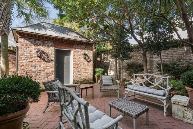 6 Saint Michaels Alley, Charleston, SC 29401