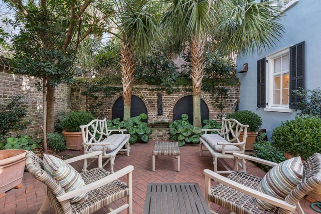 6 Saint Michaels Alley, Charleston, SC 29401