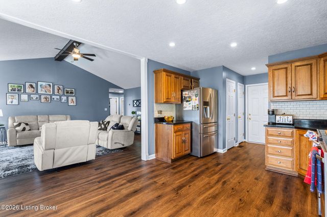 441 Justin Trail, Mt Washington, KY 40047