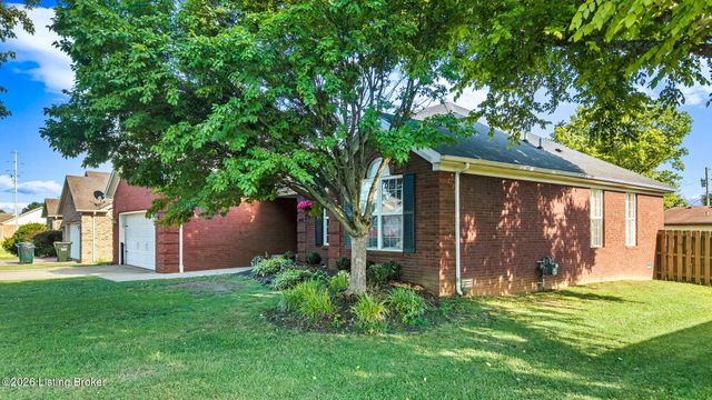 441 Justin Trail, Mt Washington, KY 40047