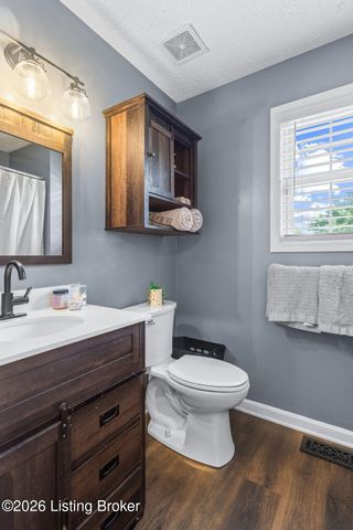 441 Justin Trail, Mt Washington, KY 40047