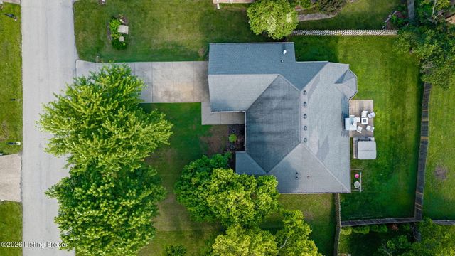 441 Justin Trail, Mt Washington, KY 40047