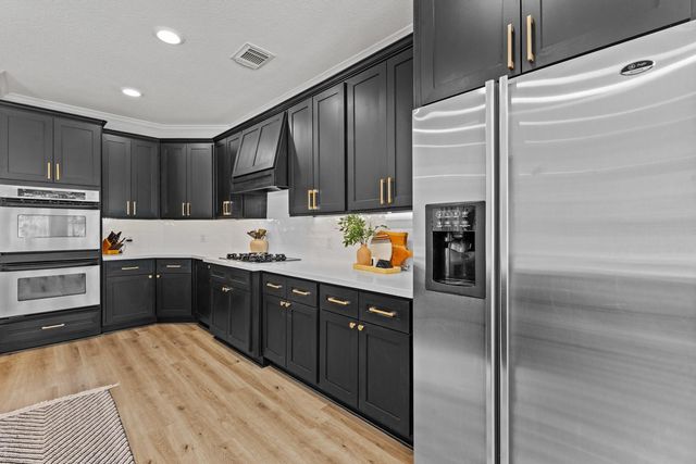 1627 Hill Spring Drive, Sugar Land, TX 77479