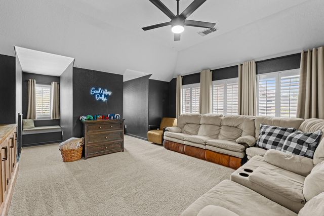 1627 Hill Spring Drive, Sugar Land, TX 77479