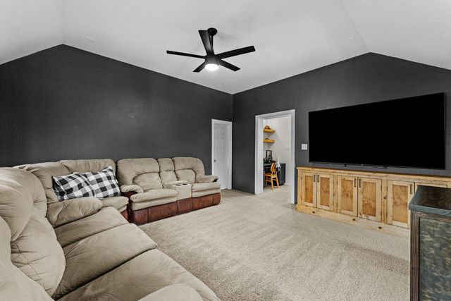 1627 Hill Spring Drive, Sugar Land, TX 77479