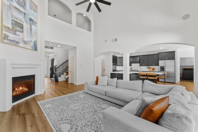 1627 Hill Spring Drive, Sugar Land, TX 77479