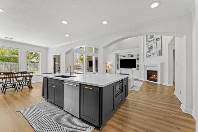 1627 Hill Spring Drive, Sugar Land, TX 77479