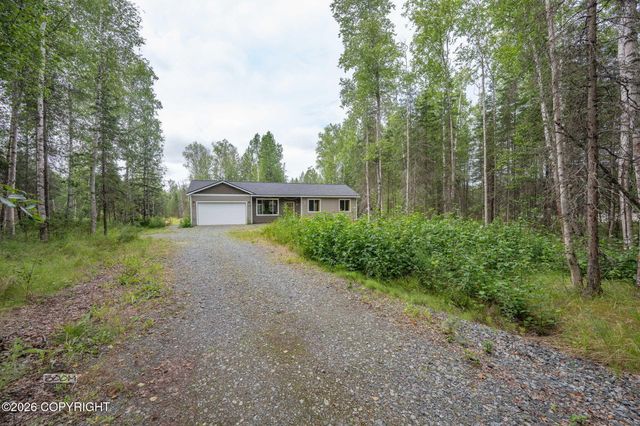 17620 Birchtree Street, Chugiak, AK 99567