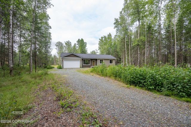 17620 Birchtree Street, Chugiak, AK 99567