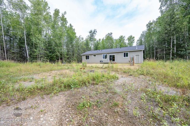 17620 Birchtree Street, Chugiak, AK 99567
