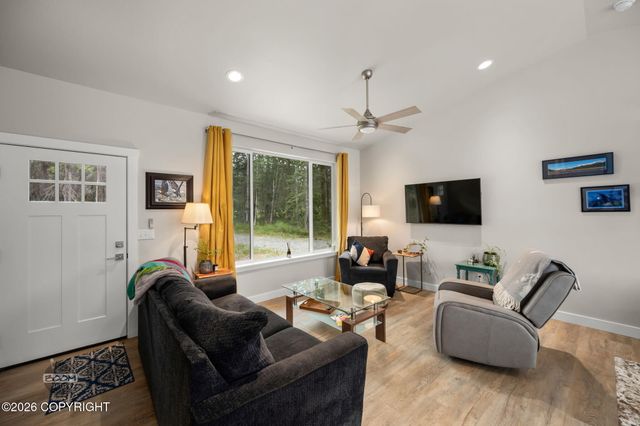 17620 Birchtree Street, Chugiak, AK 99567