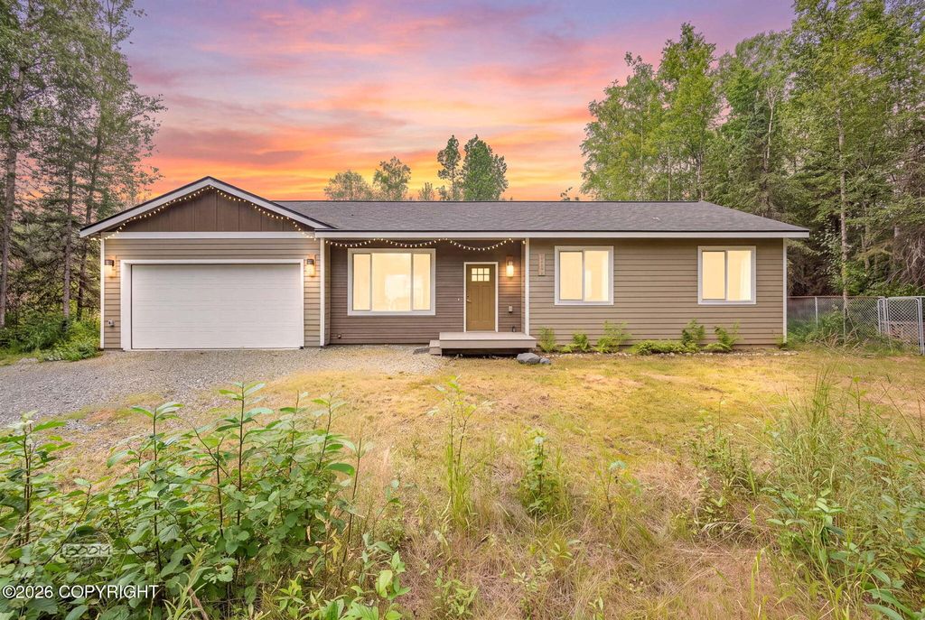 17620 Birchtree Street, Chugiak, AK 99567