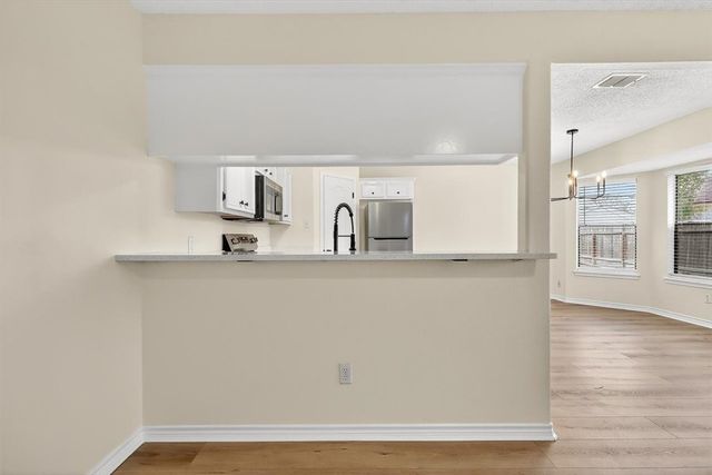 4453 Lake George Dr, Corpus Christi, TX 78413