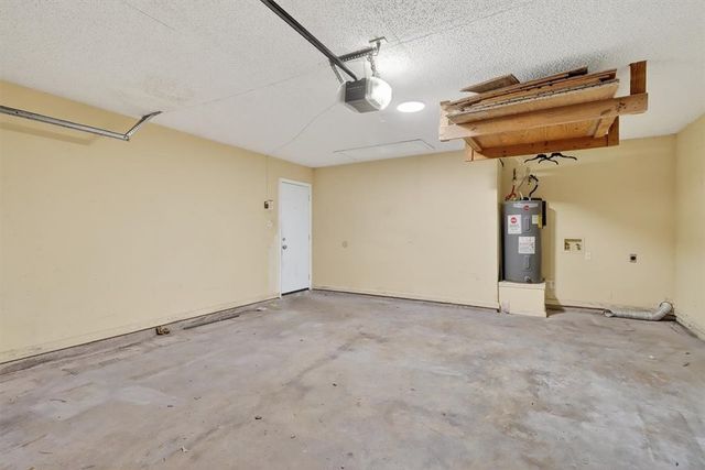 4453 Lake George Dr, Corpus Christi, TX 78413