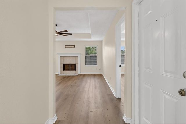 4453 Lake George Dr, Corpus Christi, TX 78413