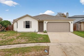 4453 Lake George Dr, Corpus Christi, TX 78413