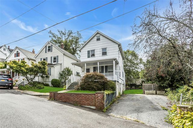 46 Irving Place, Oyster Bay, NY 11771