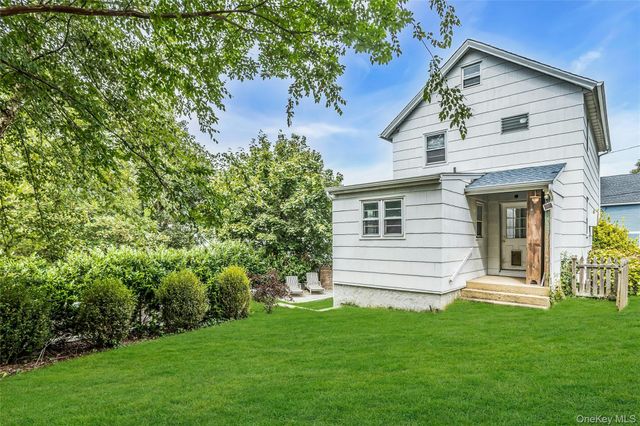 46 Irving Place, Oyster Bay, NY 11771