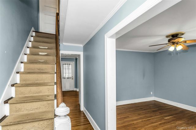 46 Irving Place, Oyster Bay, NY 11771