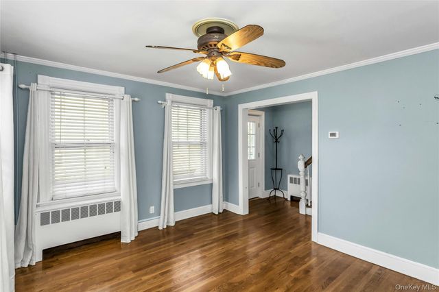 46 Irving Place, Oyster Bay, NY 11771