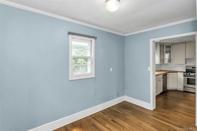 46 Irving Place, Oyster Bay, NY 11771