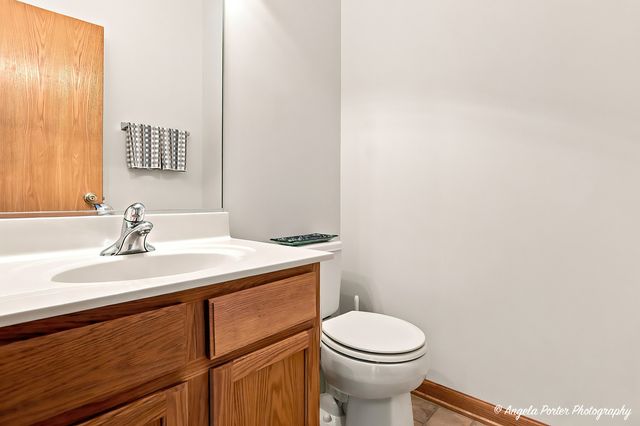 1028 Mackenzie Drive, Antioch, IL 60002