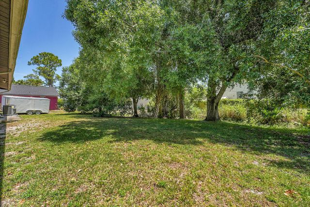 1420 18th Avenue SW, Vero Beach, FL 32962