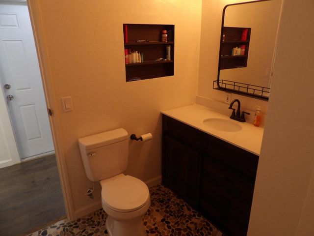 38967 Deerbrook Lane, Yokuts Valley, CA 93675