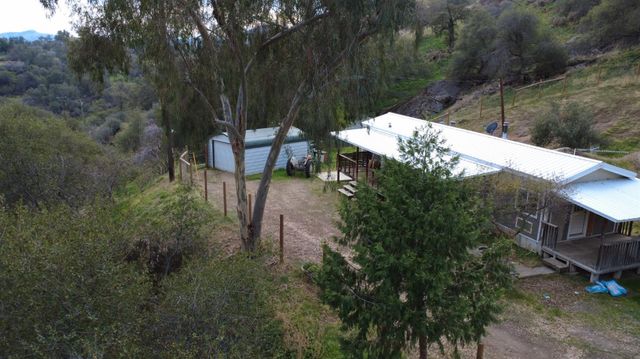 38967 Deerbrook Lane, Yokuts Valley, CA 93675