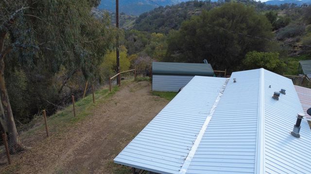 38967 Deerbrook Lane, Yokuts Valley, CA 93675