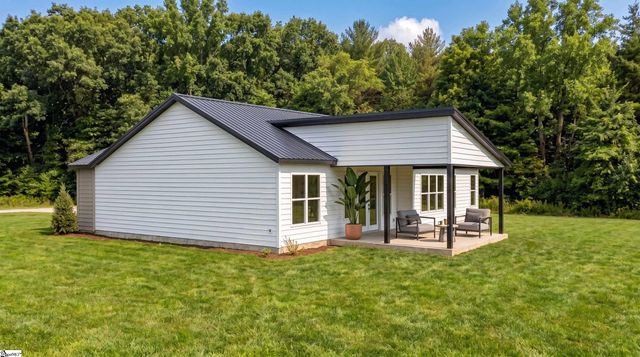 2016 Blessed Drive, Inman, SC 29349
