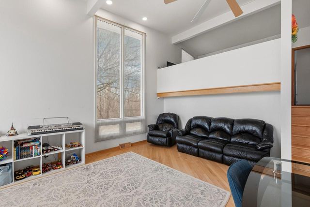 12975 Colony DRIVE, Mequon, WI 53097