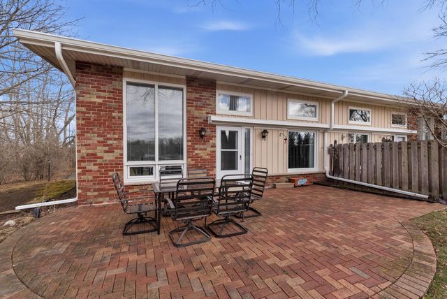 12975 Colony DRIVE, Mequon, WI 53097