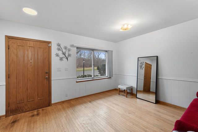 12975 Colony DRIVE, Mequon, WI 53097