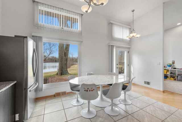 12975 Colony DRIVE, Mequon, WI 53097