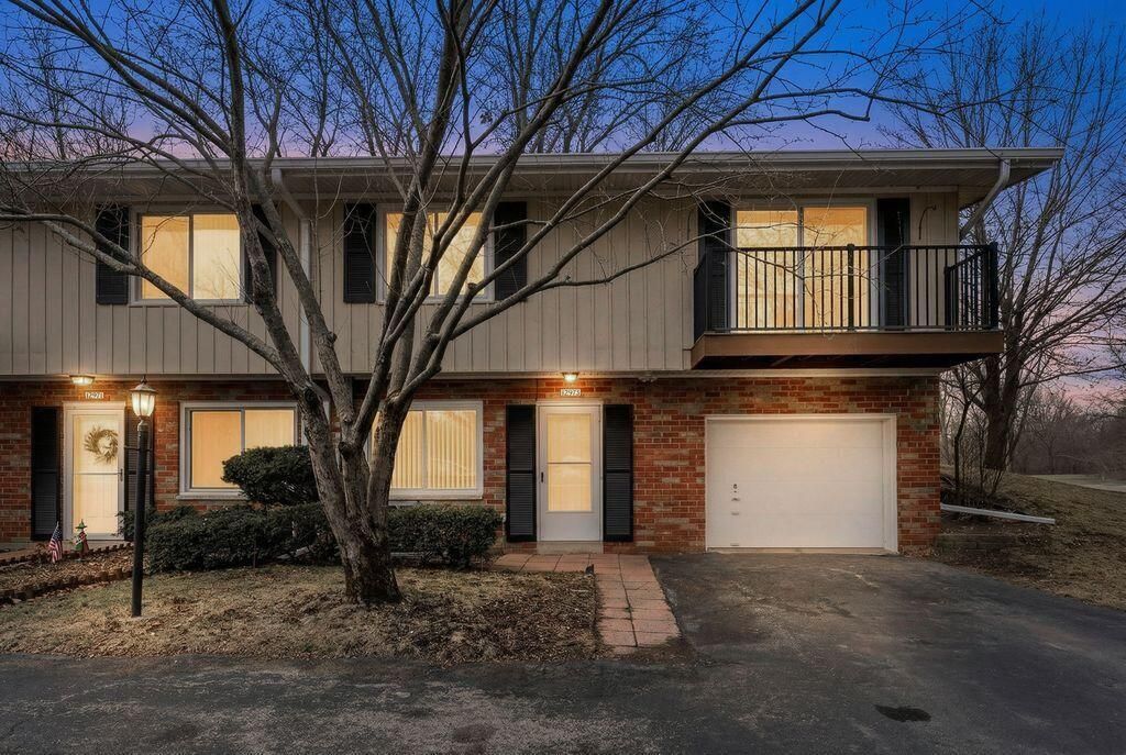 12975 Colony DRIVE, Mequon, WI 53097