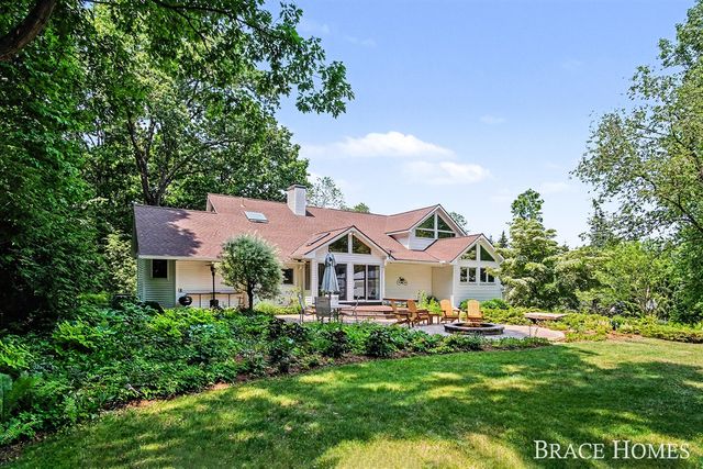 13140 Redmond Avenue, Cedar Springs, MI 49319