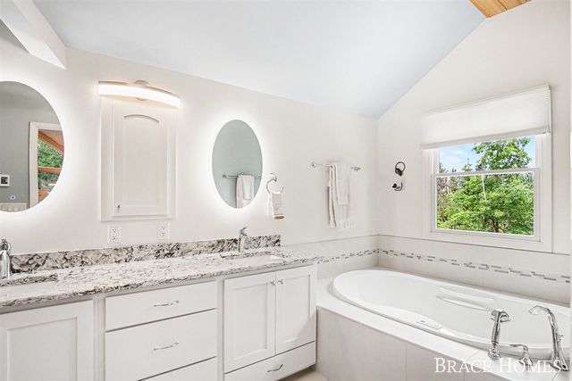 13140 Redmond Avenue, Cedar Springs, MI 49319