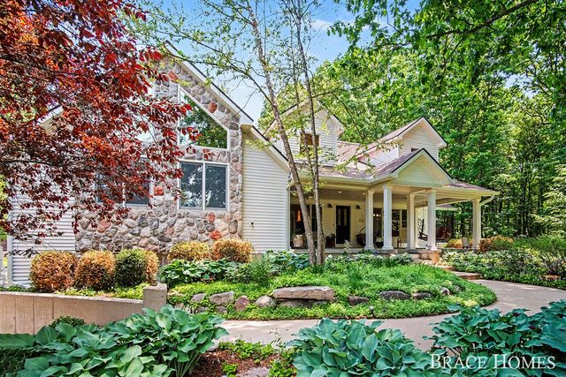 13140 Redmond Avenue, Cedar Springs, MI 49319