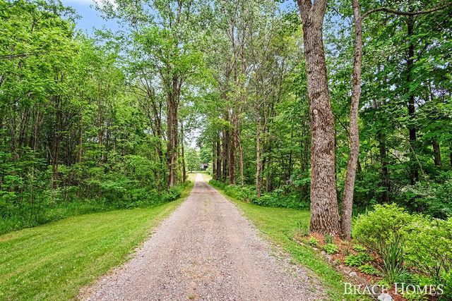 13140 Redmond Avenue, Cedar Springs, MI 49319