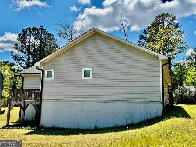 1037 E Doyle Street, Toccoa, GA 30577