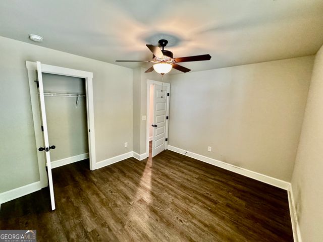 1037 E Doyle Street, Toccoa, GA 30577