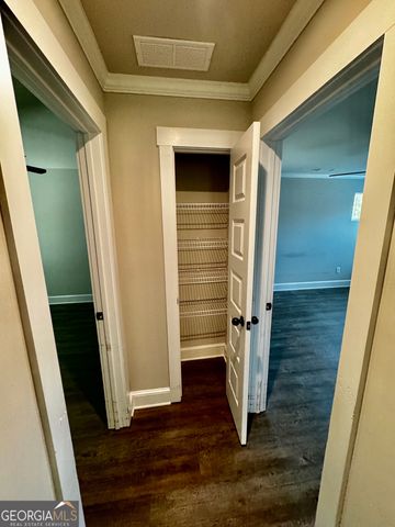 1037 E Doyle Street, Toccoa, GA 30577