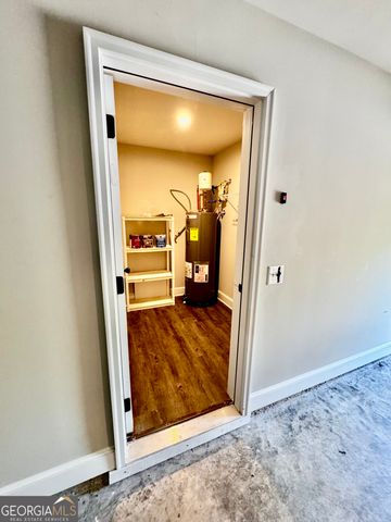 1037 E Doyle Street, Toccoa, GA 30577