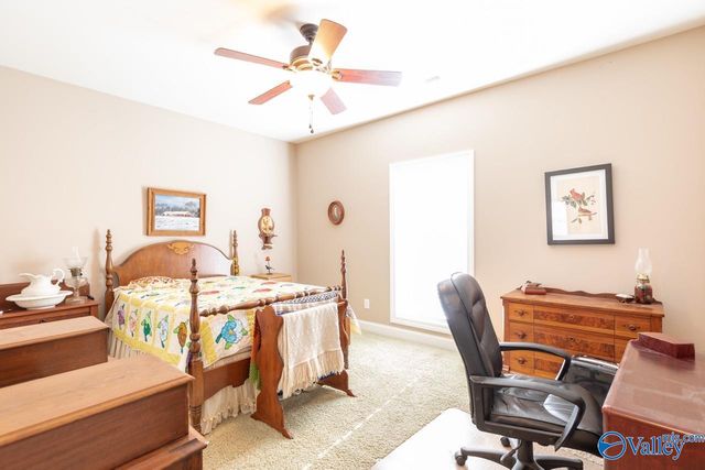 15923 Landview Lane, Athens, AL 35613