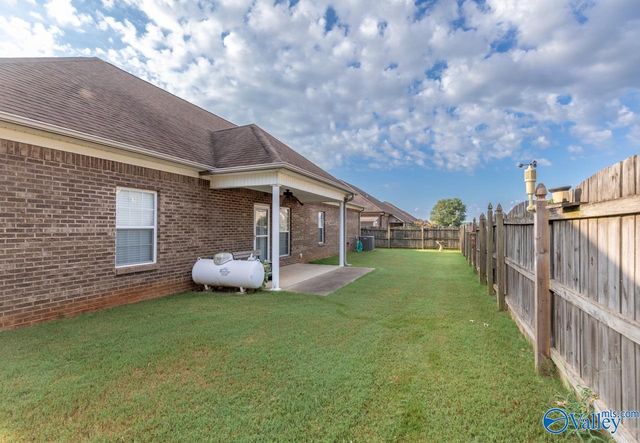 15923 Landview Lane, Athens, AL 35613