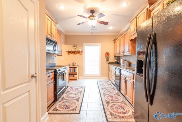 15923 Landview Lane, Athens, AL 35613