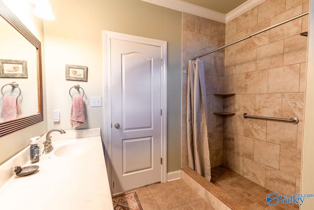 15923 Landview Lane, Athens, AL 35613