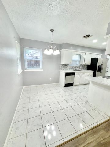 14410 Foxford Way Way, Houston, TX 77015