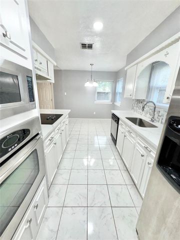 14410 Foxford Way Way, Houston, TX 77015